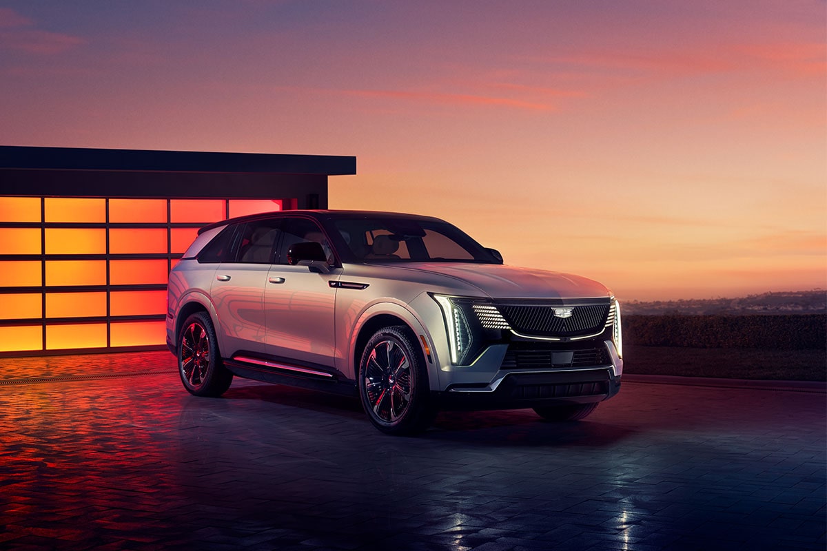 Front Profile Shot of the 2025 Cadillac ESCALADE IQ